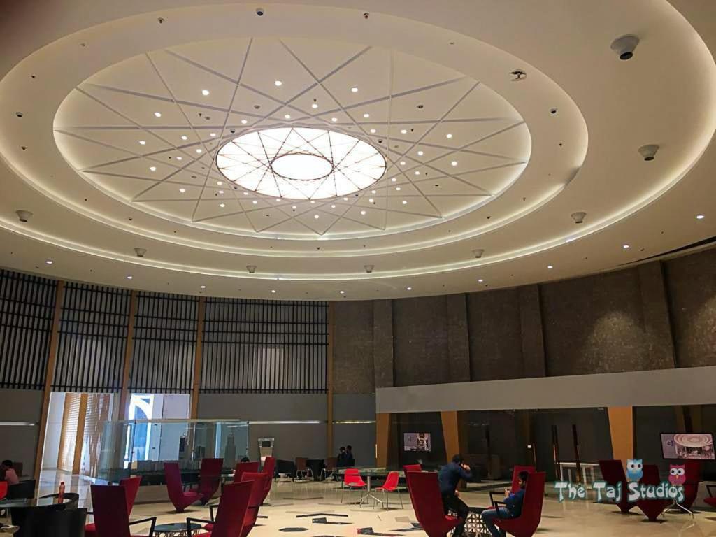 Taj Studios-Serviced Studio Apartment Noida Exterior foto